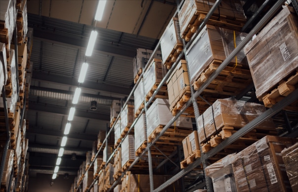 Complete Shipping Solution's warehouse storage manages inventory of any size or shape with bulk floor space.